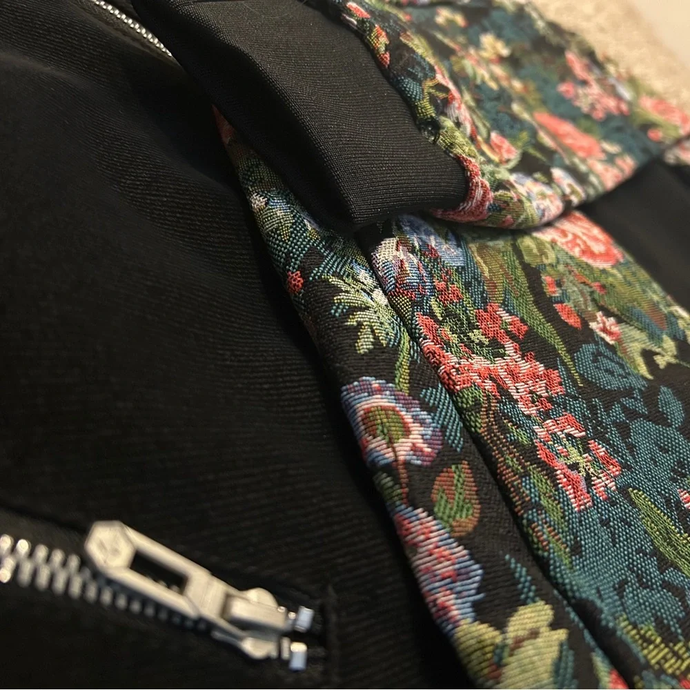 V.I.P. Collection Black/Floral Jacket - Picture 9 of 10